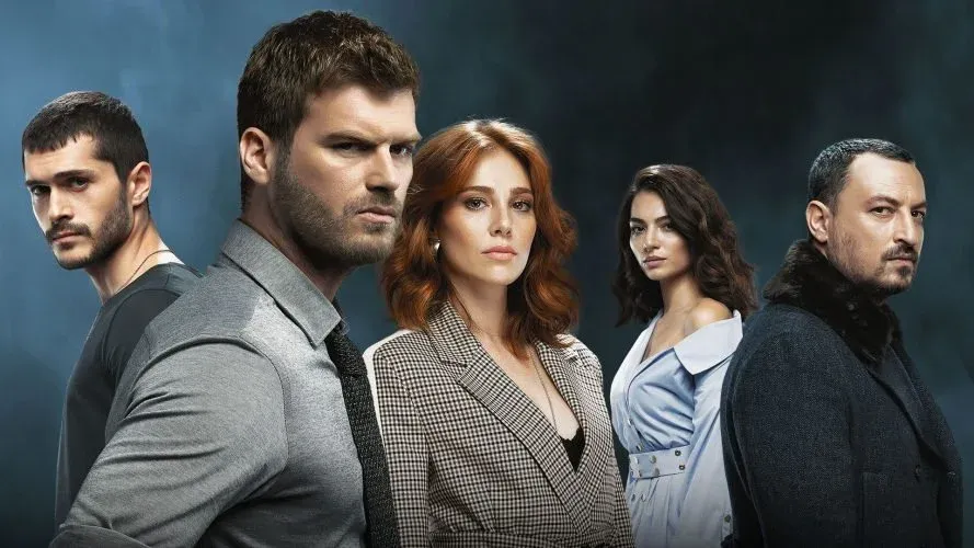 Çarpışma Dizisi cast seçimleri