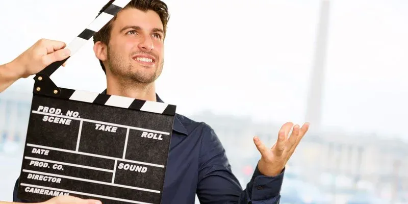 Oyunculuk ve Yönetmenlik Eğitimlerinin Adaylara Sağladığı Avantajlar
